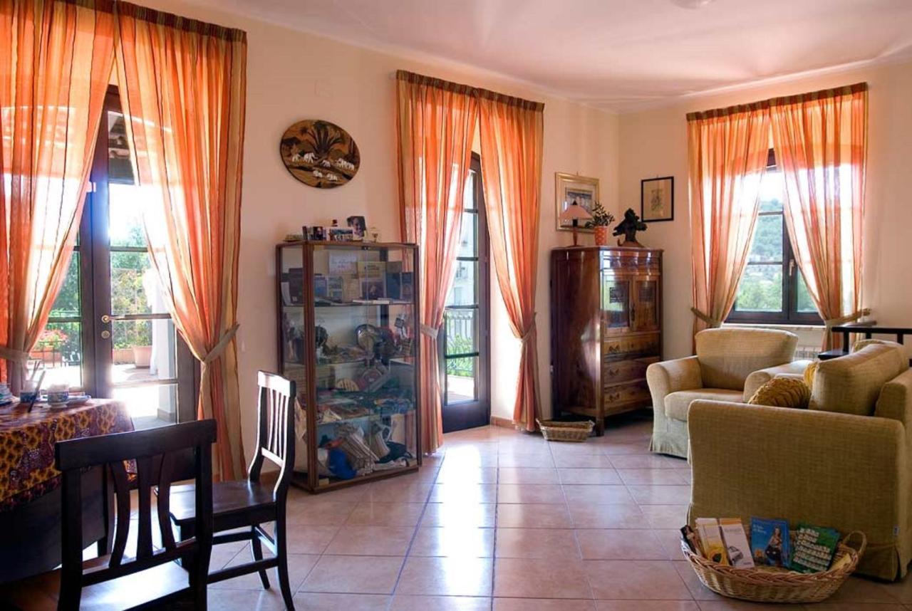 B&B Hibiscus Agropoli Exterior photo